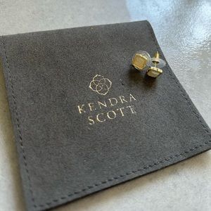 Kendra Scott earrings